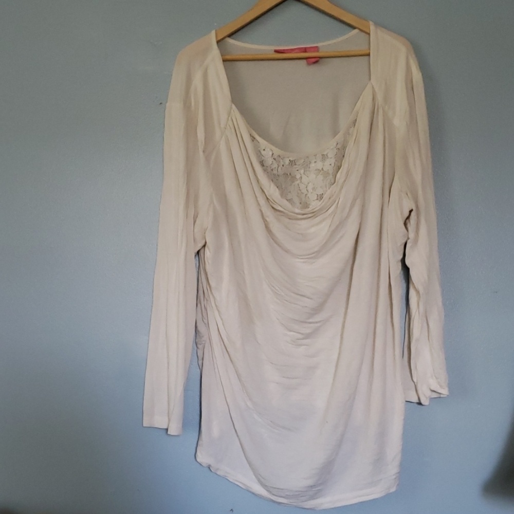 White dressy top with lace